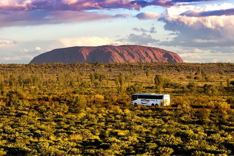 Coach Transfer From Kings Canyon Resort To Ayers Rock Resort - Airlie Beach Holiday 0