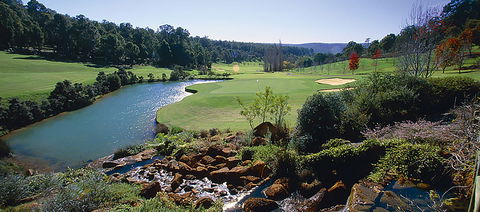 Araluen Golf Resort - Airlie Beach Holiday 0