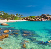 Horseshoe Bay - Bowen - Airlie Beach Holiday