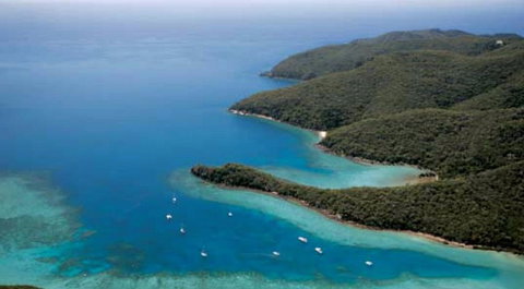 Luncheon Bay - Airlie Beach Holiday 0
