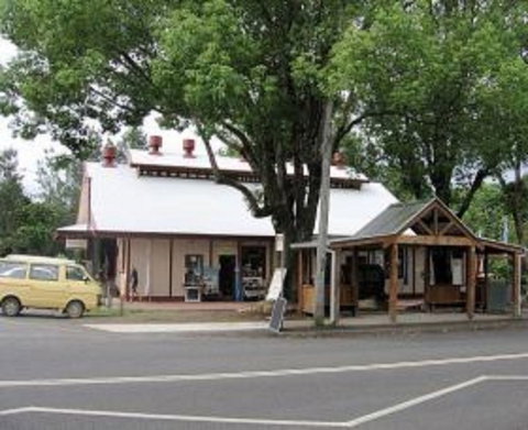 Uki - Airlie Beach Holiday 0