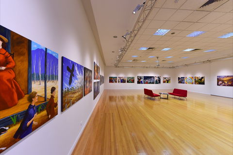 Arts Space Wodonga - Airlie Beach Holiday 0