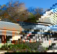 emprades vintage  design - Airlie Beach Holiday