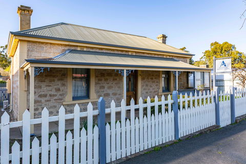Angaston History Centre - Airlie Beach Holiday 0
