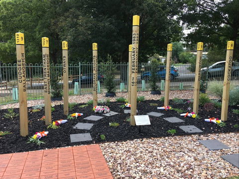 Ash Wednesday Bushfire Education Centre & Memorial Garden - Airlie Beach Holiday 1