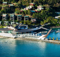 Hamilton Island Yacht Club - Airlie Beach Holiday