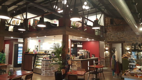 Atelier Crafers - Airlie Beach Holiday 1