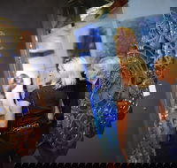 GlassXpressions Art Gallery - Airlie Beach Holiday