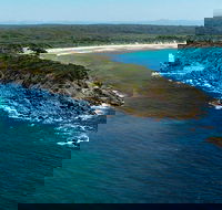 Headland Walking Track - Airlie Beach Holiday