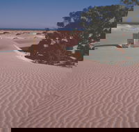 Nullarbor Plain - Airlie Beach Holiday
