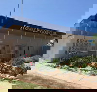 Streaky Bay Golf Club - Airlie Beach Holiday