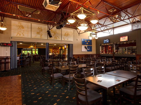 Canberra Irish Club - Airlie Beach Holiday 1