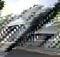 Inverell Art  Gallery - Airlie Beach Holiday