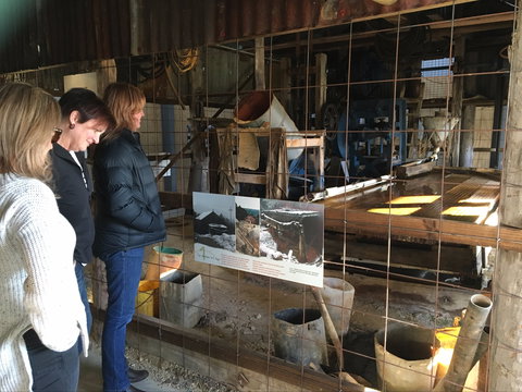 Kenworthy's Stamper Mill - Airlie Beach Holiday 0