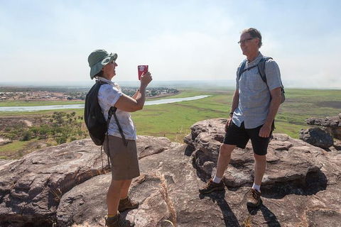 Arnhem Land Injalak Hill Full-Day Tour From Jabiru - Airlie Beach Holiday 4