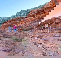 The Amazing Kings Canyon 4-Hours Walking Tour and Hike - Airlie Beach Holiday