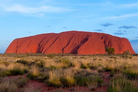 Alice Springs, Uluru Ayers Rock & Kings Canyon 8 Days Touring Package - Airlie Beach Holiday 0