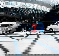 Sunshine Coast Airport Arrival transfer to Hotels - Airlie Beach Holiday