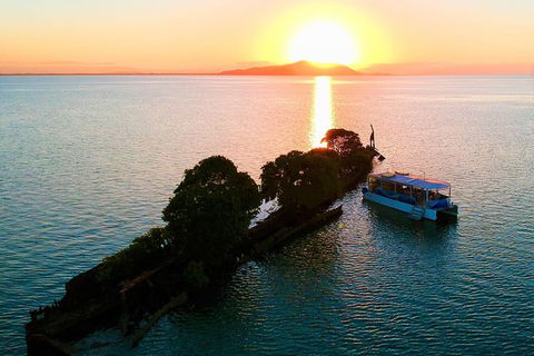 Aquascene Magnetic Island Sunset & Shipwreck Tour - Airlie Beach Holiday 0