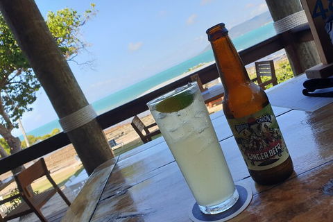 Drinks With A View At Northerlies Bar - Airlie Beach Holiday 3