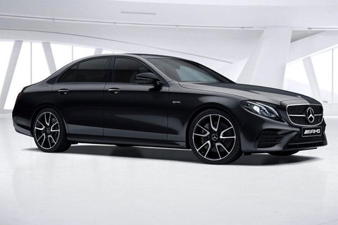 Adelaide Airport Transfers : Airport ADL To Adelaide City In Business Car - Airlie Beach Holiday 0