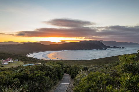 Bruny Island Overnight Explorer And Boutique Accommodation For Two - Airlie Beach Holiday 2