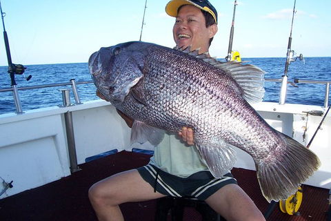 Abrolhos Islands 4 Day Fishing Charter - Airlie Beach Holiday 7