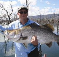 Peter Faust Dam - Airlie Beach Holiday