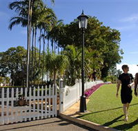 Government House - Airlie Beach Holiday