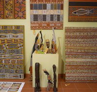 Tiwi Design Aboriginal Corporation - Airlie Beach Holiday