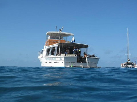 Mantaray Charters - Airlie Beach Holiday 3