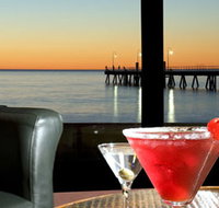 Horizons Cocktail Lounge - Airlie Beach Holiday