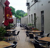 Moss Vale Hotel - Airlie Beach Holiday