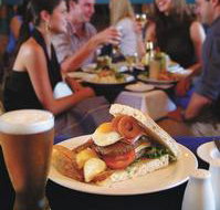Merrimac Tavern - Airlie Beach Holiday