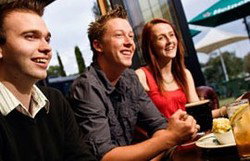 Mick O'Sheas's Irish Pub - Airlie Beach Holiday 1