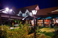 Mick O'Sheas's Irish Pub - Airlie Beach Holiday 3
