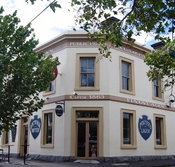 Steam Packet Hotel - Airlie Beach Holiday