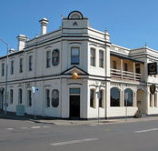 Alexander Hotel - Airlie Beach Holiday