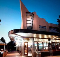 Sub-Urban - Airlie Beach Holiday