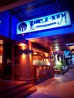 Rattle N Hum Port Douglas - Airlie Beach Holiday 1