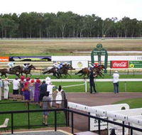Pinjarra Race Club