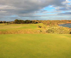 Flinders Golf Club - Airlie Beach Holiday 0