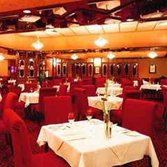 Commercial Club Albury - Airlie Beach Holiday 0