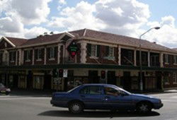 Keighery Hotel - Airlie Beach Holiday 0