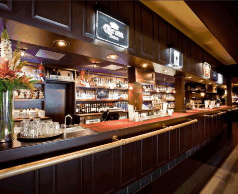 Civic Pub - Airlie Beach Holiday 1