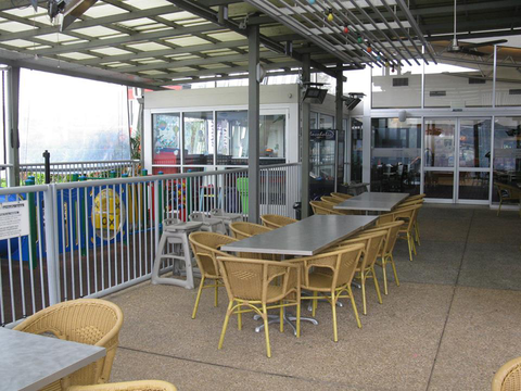 Chancellors Tavern - Airlie Beach Holiday 3