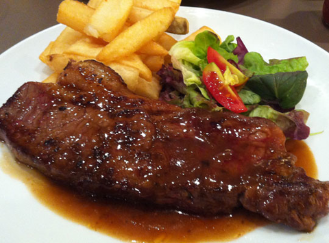 Pottsville Tavern - Airlie Beach Holiday 5