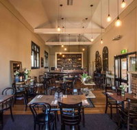 Union Bank Wine Bar - Airlie Beach Holiday