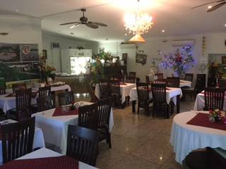 Alice Vietnamese Restaurant - Airlie Beach Holiday 3