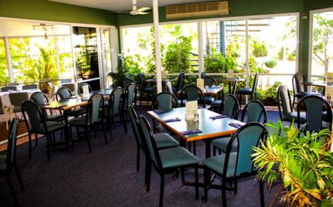 KBR’s Licensed Restaurant - Airlie Beach Holiday 0